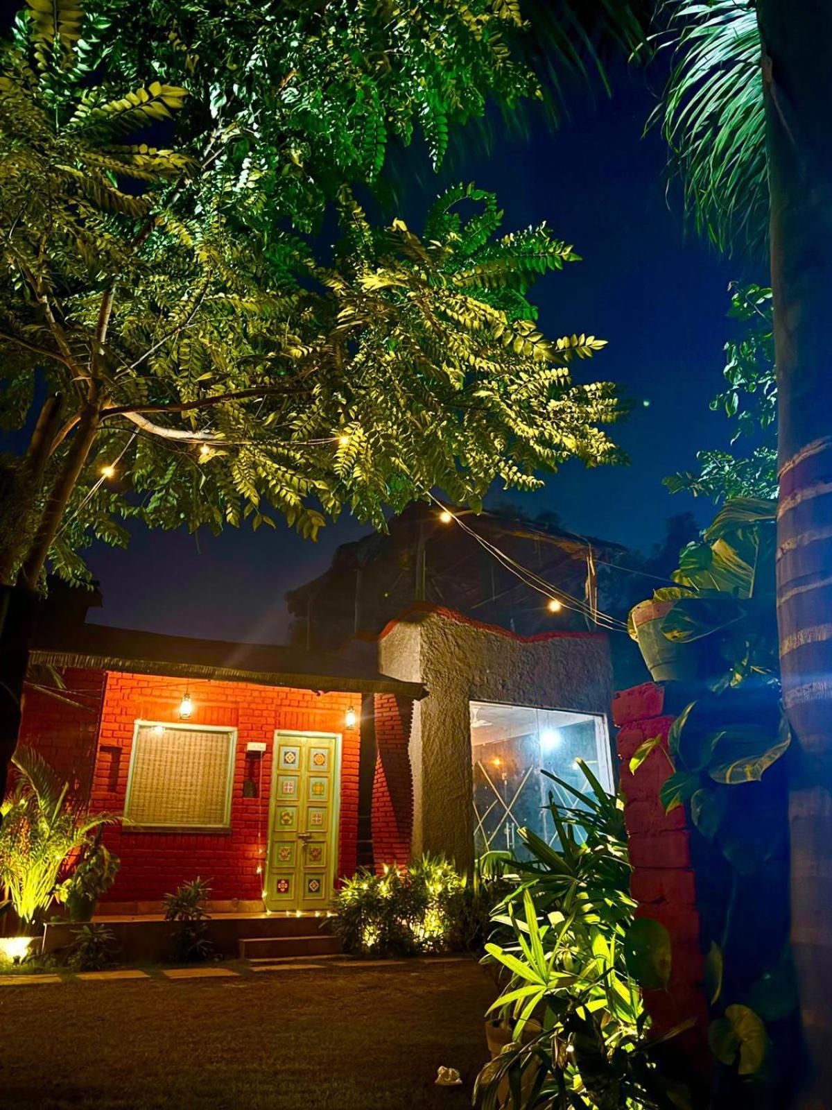 The Forest Suite Greater Noida Exterior photo