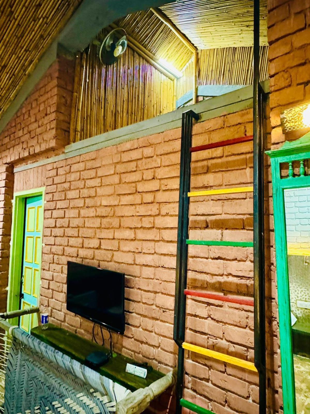 The Forest Suite Greater Noida Exterior photo