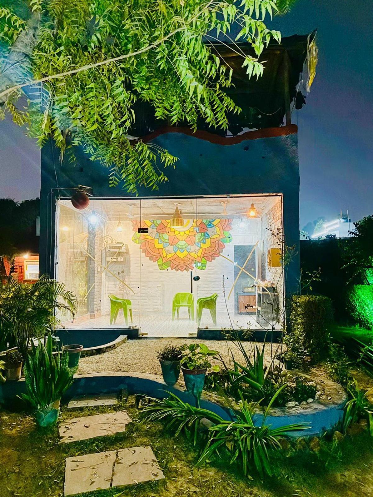 The Forest Suite Greater Noida Exterior photo